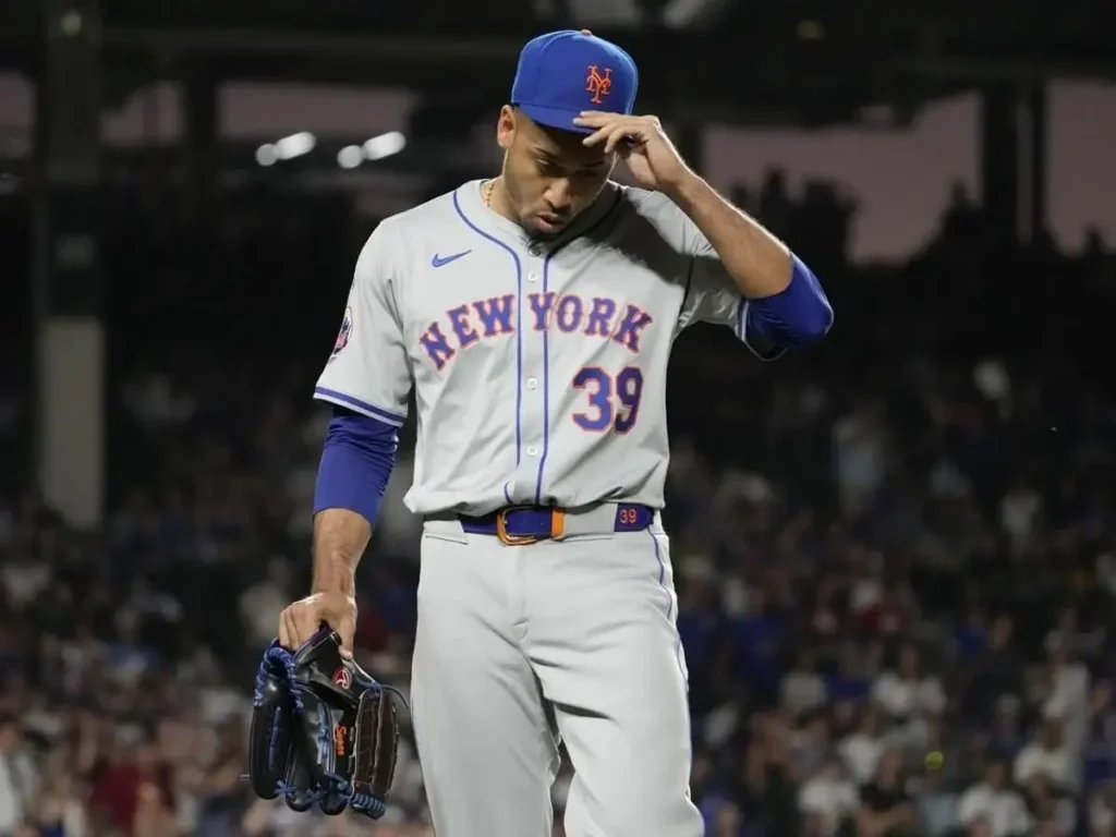 Mets Closer Edwin Díaz Ejected for Sticky Substance Use, Faces Automatic Suspension
